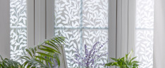 dc-fix Spiegelfolie selbstklebend - Fensterfolie von außen blickdicht, von  innen durchsichtig (tagsüber) - 99% UV-Schutz reflektierend verspiegelt